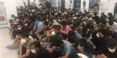 221 Afgan göçmen ülkelerine gönderildi