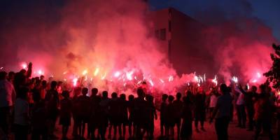 Manisaspor 57. yılını meşaleler altında kutladı