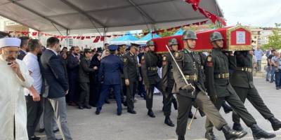 Pençe-Kilit şehidi Uzman Çavuş Kadir Kemik Pendik’te son yolculuğuna uğurlandı