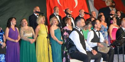 Ayvalık’ta Mesut Duran Müzik Derneği’nden bir unutulmaz konser daha