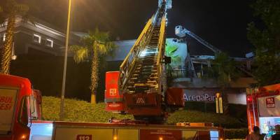 Alışveriş merkezinde korkutan yangın