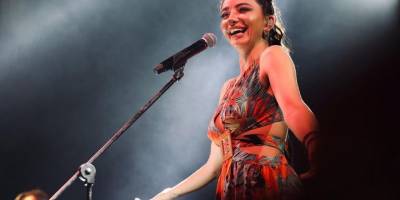 Öykü Gürman Bergama’yı coşturdu