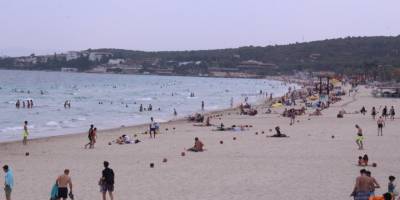 Olumsuz hava koşulları tatilcileri durdurmadı