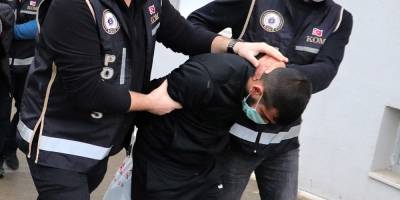 Silahını eşinin çantasında taşıyan çete liderinin 43 suç kaydı çıktı