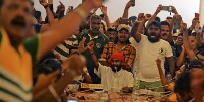 Protestoların sürdüğü Sri Lanka'da Devlet Başkanı resmen açıkladı: Görevi bırakıyor