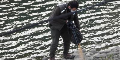 Yabani kuşlar için doğaya yem bırakıldı