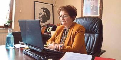 Başkanın makam aracı ve koltuğuna haciz geldi