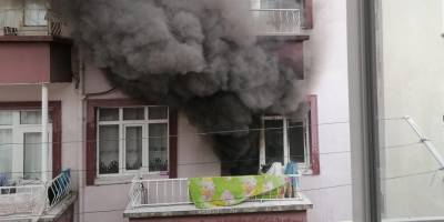 Evin mutfağında çıkan yangın hasara yol açtı