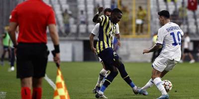 UEFA Şampiyonlar Ligi: Dinamo Kiev: 0 - Fenerbahçe: 0