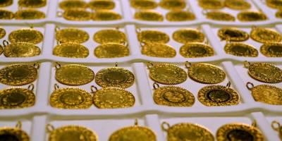 Ons altın 2 yılın en düşük seviyesinde