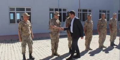 AK Parti Tunceli İl Başkanı'ndan 'askeri tören' açıklaması: Duraksadığım esnada alınmış görüntü