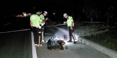 Yol kenarında katı atık toplarken kazada hayatını kaybetti