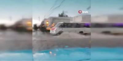 Meksika’da birçok eyaleti sel vurdu