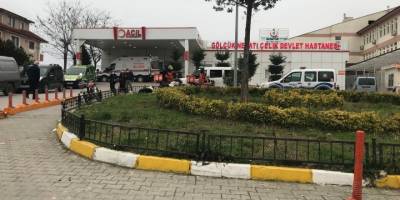 Pompalı tüfekle kendini vurdu, parmakları koptu