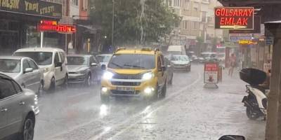 Balıkesir’de sağanak il genelinde etkili oldu