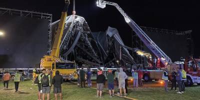 İzmir'de çöken sahnenin, etkinlikler ve sanatçı Tarkan'ın konseri için kurulduğu öğrenildi