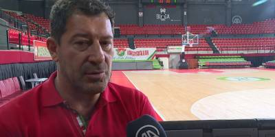 Pınar Karşıyaka Başantrenörü Ufuk Sarıca'dan yeni sezon değerlendirmesi