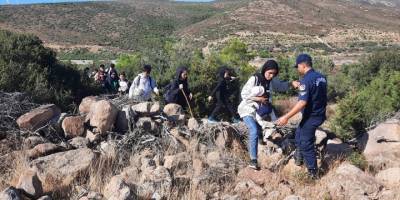 İzmir'de 156 düzensiz göçmen Geri Gönderme Merkezine sevk edildi