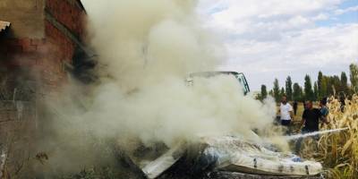 Kütahya'da mobilya mağazası deposunda çıkan yangın söndürüldü