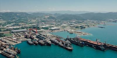 Dünyanın en büyük yüzen fabrika balıkçı gemisi Türkiye'de üretildi