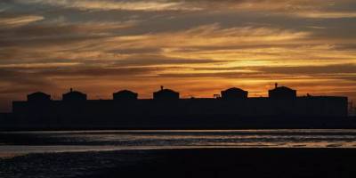 Fransa’da akaryakıt grevi nükleer santrallere de sıçradı