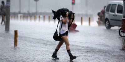 Meteorolojiden Muğla ve Antalya'ya sağanak ve kuvvetli fırtına uyarısı