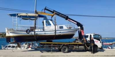 Datça'da balıkçı tekneleri kış sezonuna hazırlanıyor