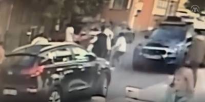 Pendik'te iki grup arasında çıkan bıçaklı kavgada 1 kişi yaşamını yitirdi