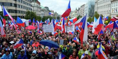 Çekya'da Rusya yaptırımlarının kaldırılması talebiyle protesto
