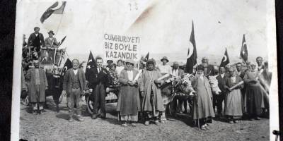 "Cumhuriyeti Biz Böyle Kazandık" adlı fotoğrafın çekildiği makine müzede sergilenecek