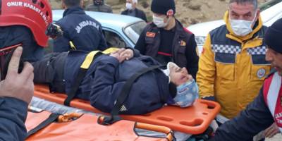 Ödemiş Bozdağ'da yüksekten düşerek yaralanan 2 kişiyi AFAD kurtardı