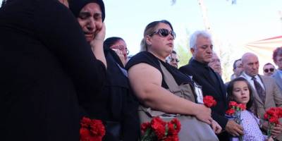 İzmir depreminde hayatını kaybedenler anıldı