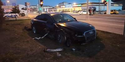 AK Parti Ordu Milletvekili Şenel Yediyıldız trafik kazası geçirdi