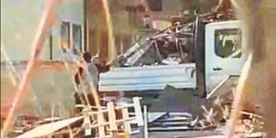 Belediyenin hurdalarını sattılar