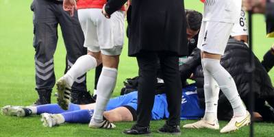 Göztepe-Altay maçında yaralanan kaleci ve taraftarın tedavisi sürüyor