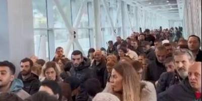 Türkiye'den Gürcistan'a ucuz telefon akını: 15 bin lira fiyat farkı çıkınca kuyruk oluştu