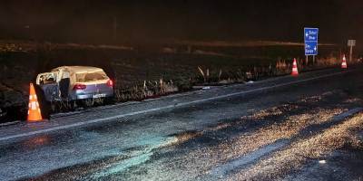 Afyonkarahisar'da tır ile otomobilin çarpıştığı kazada 8 kişi yaralandı