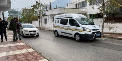 Manisa'da bir evde çıkan kavgada 2 kişi yaralandı