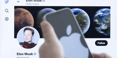 Elon Musk, Apple'ın pazar gücüne savaş açtı