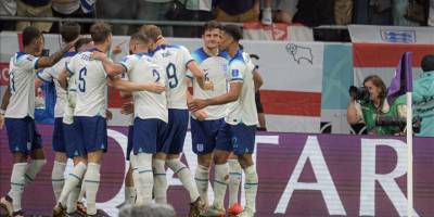 İngiltere, son 16 turuna yükseldi