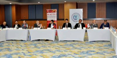 Fethiye'de Üsküp ile Dalaman arasında uçak seferleri başlatılması için toplantı yapıldı