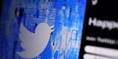 Twitter askıya alınan hesapları açmaya başladı