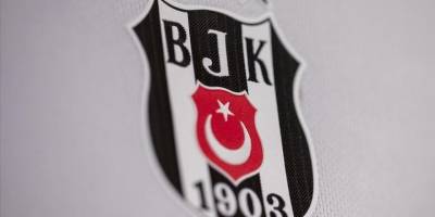 Beşiktaş, altyapısından 4 futbolcuyla profesyonel sözleşme imzaladı
