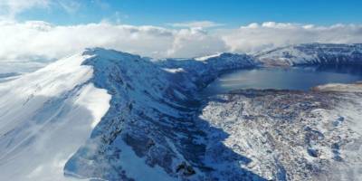 Nemrut Krater Gölü karla kaplandı