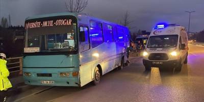 Karabük'te halk otobüsü ile minibüsün çarpıştığı kazada 10 kişi yaralandı