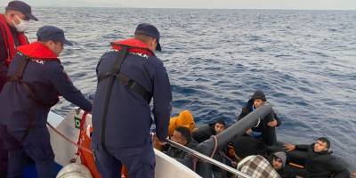Muğla açıklarında 34 düzensiz göçmen kurtarıldı