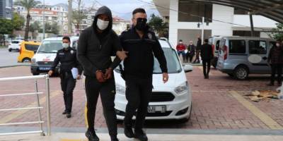 Otelden çuval çuval eşya çalan şüpheli tutuklandı