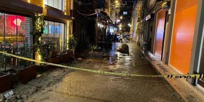 İzmir'de silahlı saldırıya uğrayan kişi yaralandı