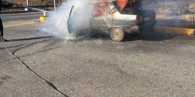 Muğla'da seyir halindeki otomobil yandı