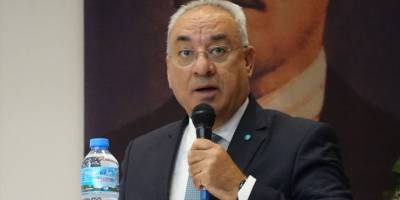 DSP Genel Başkanı Önder Aksakal partisinin İzmir kongresinde konuştu